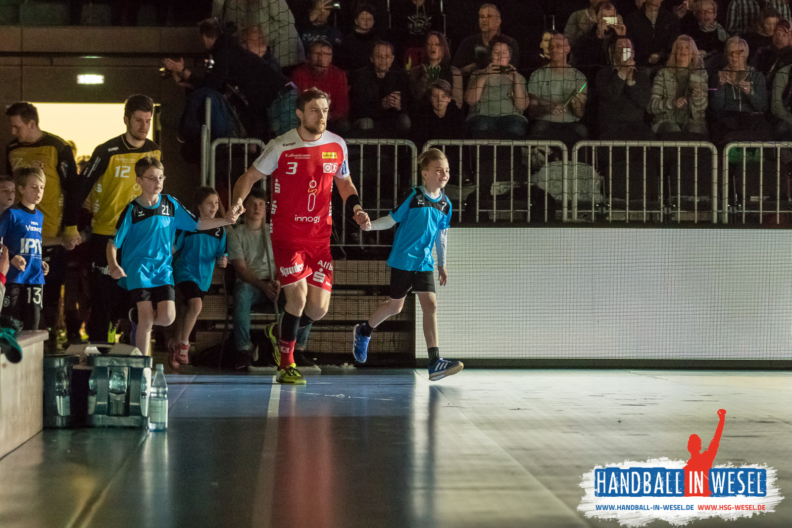 HC Rhein Vikings - TuSEM Essen 32:29 (17:14) / 2.Liga / DKB Hand